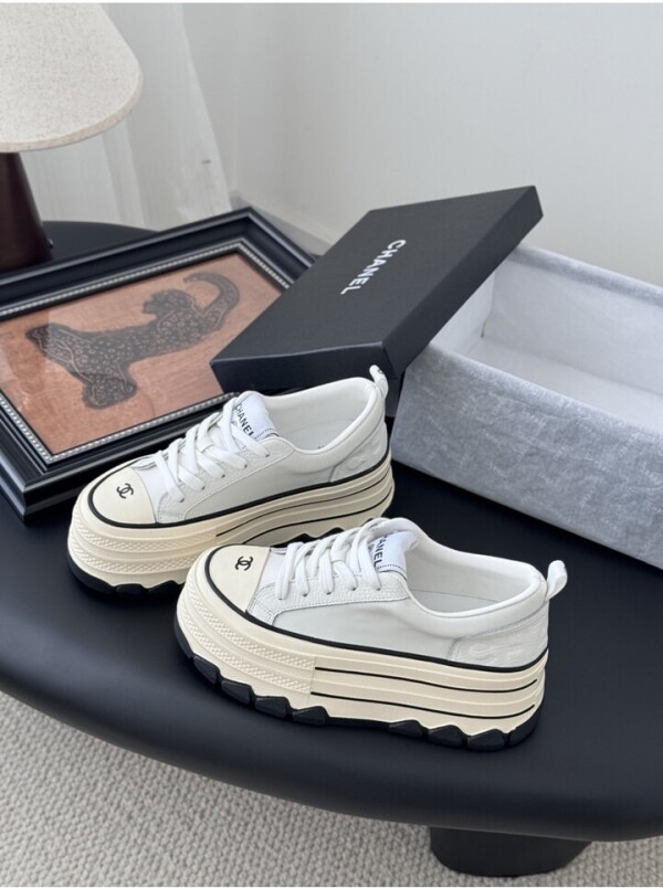 위핑,샤넬 chanel 여성 스니커즈