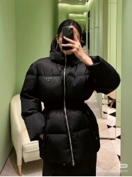 리나일론 다운 재킷