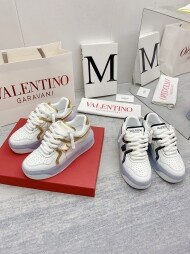 발렌티노 Valentino Out Stud 커플 2컬러 굽높이 6.0cm