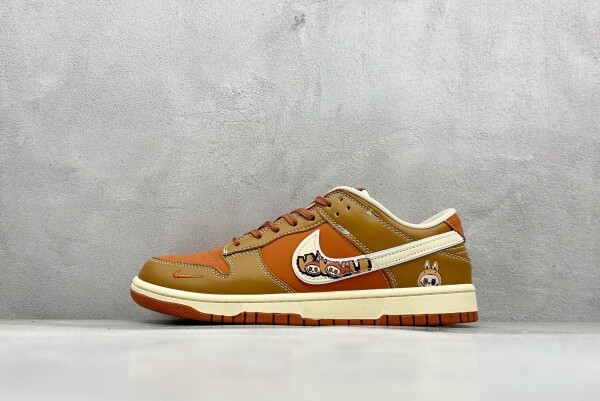 위핑,Nike SB Dunk Low x LABUBU