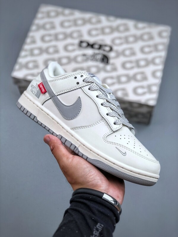 위핑,Nike SB Dunk Low x Supreme x The North Face XX2025 628