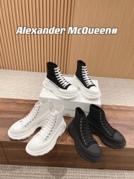 알렉산더 맥퀸 트레드 슬릭 부츠 697080W4MV21000