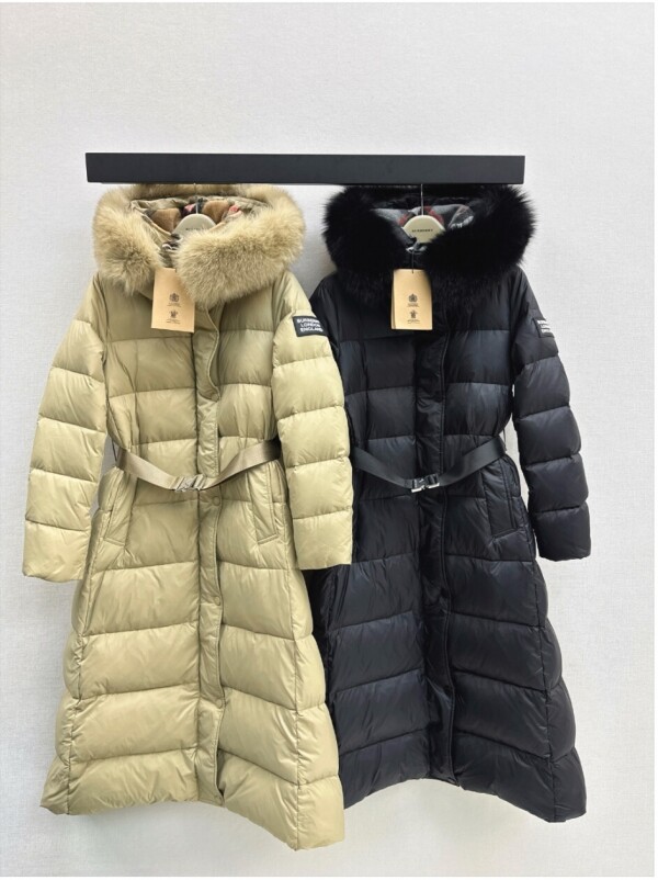 위핑,버버리 후드 롱 다운 패딩 90 화이트 오리털 너구리퍼