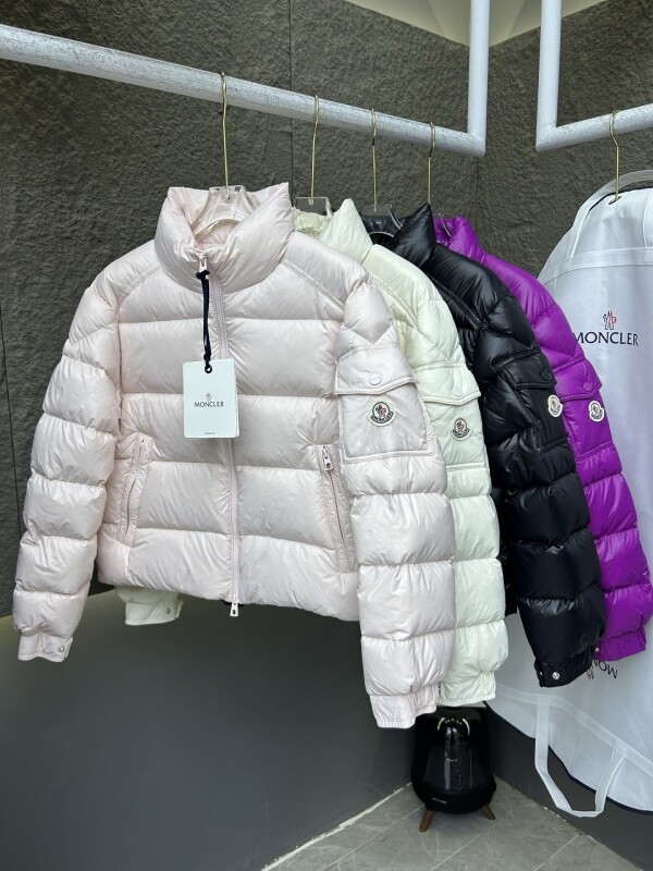 위핑,몽클레어 여성 쇼트 다운 재킷 Petra 페트라