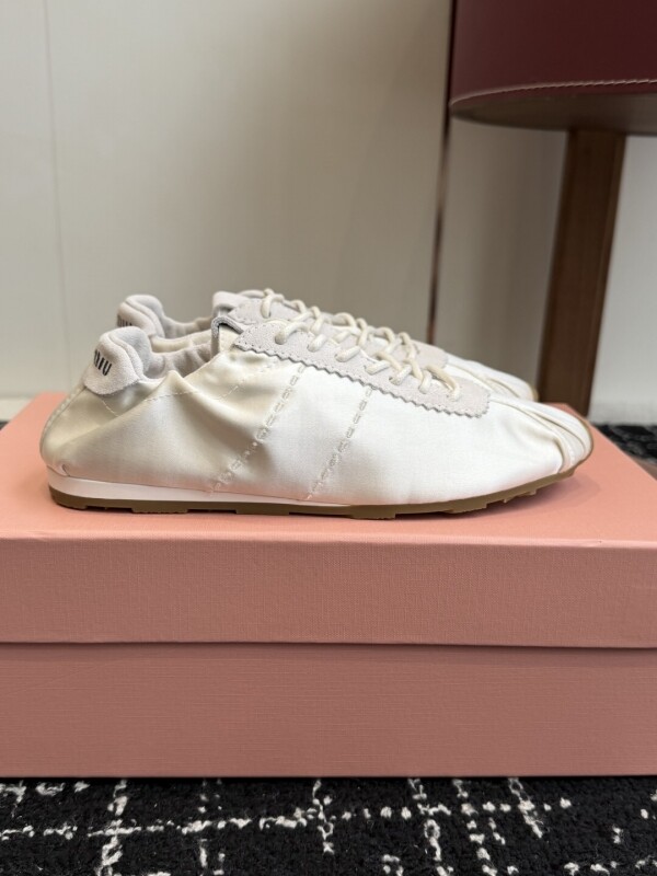 위핑,미우미우 플룸 새틴 스니커즈 5E570E_049