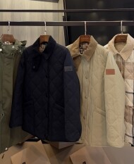 버버리 퀼팅 나일론 재킷