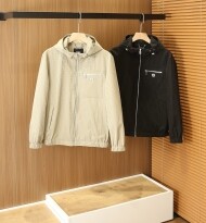 펜디 봄 신상 후드 점퍼 레터링 쟈가드 레터링 로고 테이프 봄 핫코트