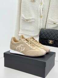 샤넬 빈티지 캐주얼 덕훈화 90년대 프렌치 무드를 담은 독일식 여성 스니커즈 5컬러
