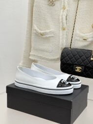 샤넬 26P 신상품 더블C블럭 통굽 플랫 슈즈 4컬러