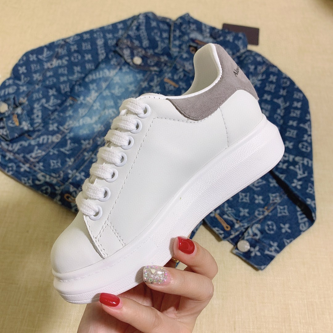 위핑,알렉산더맥퀸 Alexander McQueen 키즈 어린이 전 경기 캐주얼 흰색 신발 통기성 운동화 남여 공용 그레이
