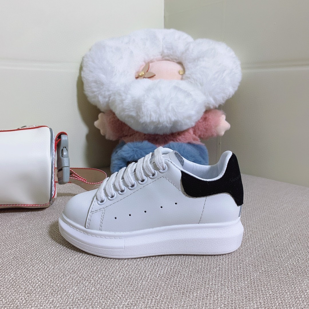 위핑,알렉산더맥퀸 Alexander McQueen 키즈 어린이 전 경기 흰색 신발 패션 캐주얼 신발 통기성 운동화 남여 공용