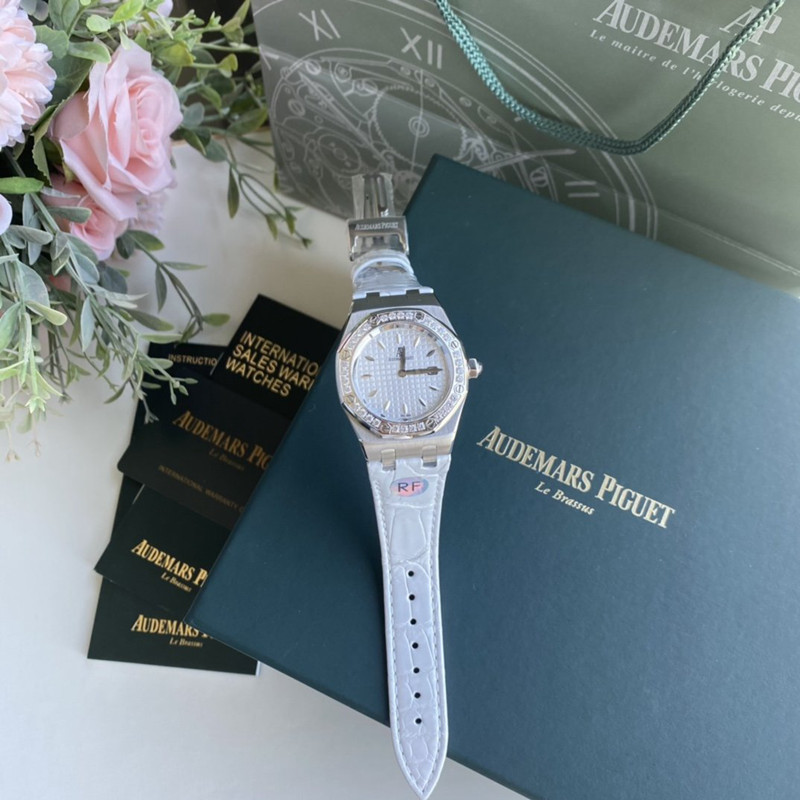 위핑,오데마피게 Audemars Piguet 로얄 오크 컬렉션 여성용 시계