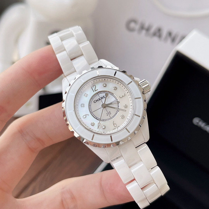 샤넬 Chanel J12 시리즈 여성용 쿼츠 시계 33mm