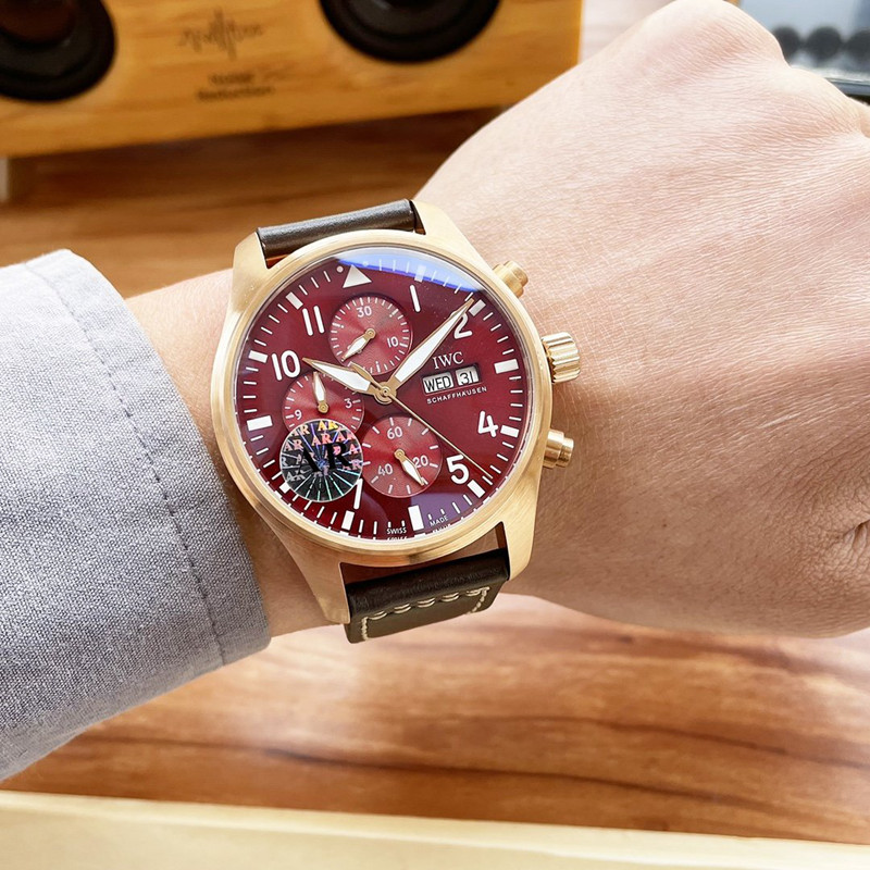 IWC 파일럿 컬렉션 남성용 기계식 시계 43mm