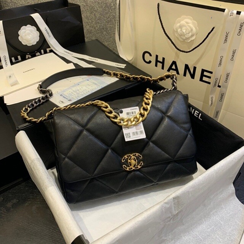 위핑,샤넬 Chanel 19 맥시 플랩백 AS1162
