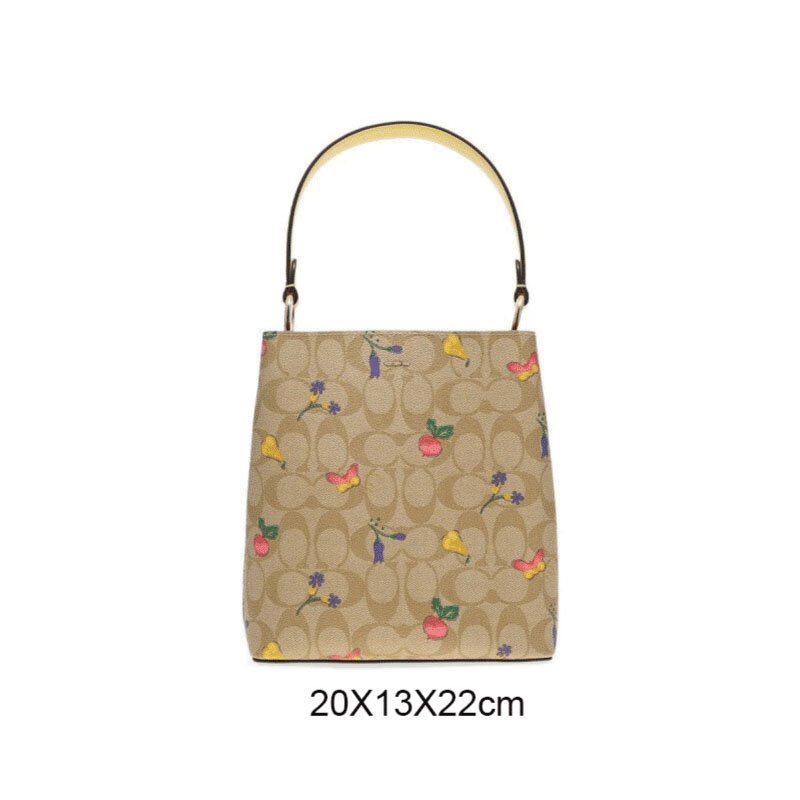 위핑,COACH 코치 스몰 타운 인 시그니쳐 캔버스 위드 드리미 베지 프린트 C8254